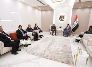 وفد الحركة يزور السيد عمار الحكيم