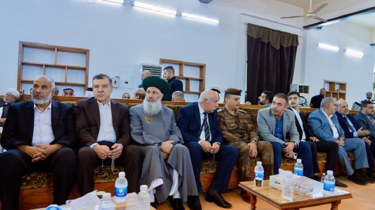 وفد من حركة العدل والإحسان يؤدي واجب العزاء بالشهيد صفاء الحجازي
