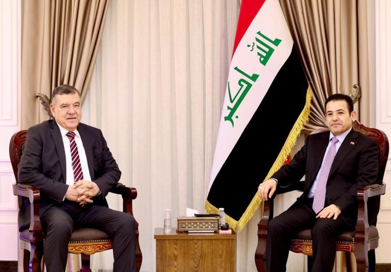 نائب رئيس حركة العدل والإحسان يلتقي مستشار الأمن القومي