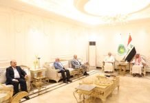 وفد من حركة العدل والإحسان يزور رئيس ديوان الوقف السني مهنئاً بعودته من الحج